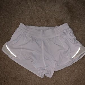 White lululemon shorts